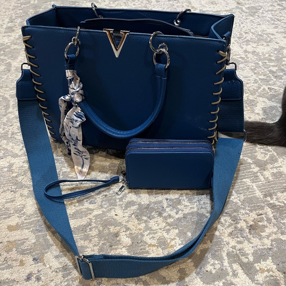 Vegan leather Blue Handbag with Wallet NWOT